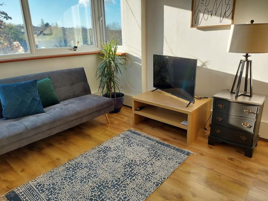 2 Bed Flat, Bounds Green, Piccadilly Line, London N11 Exterior foto